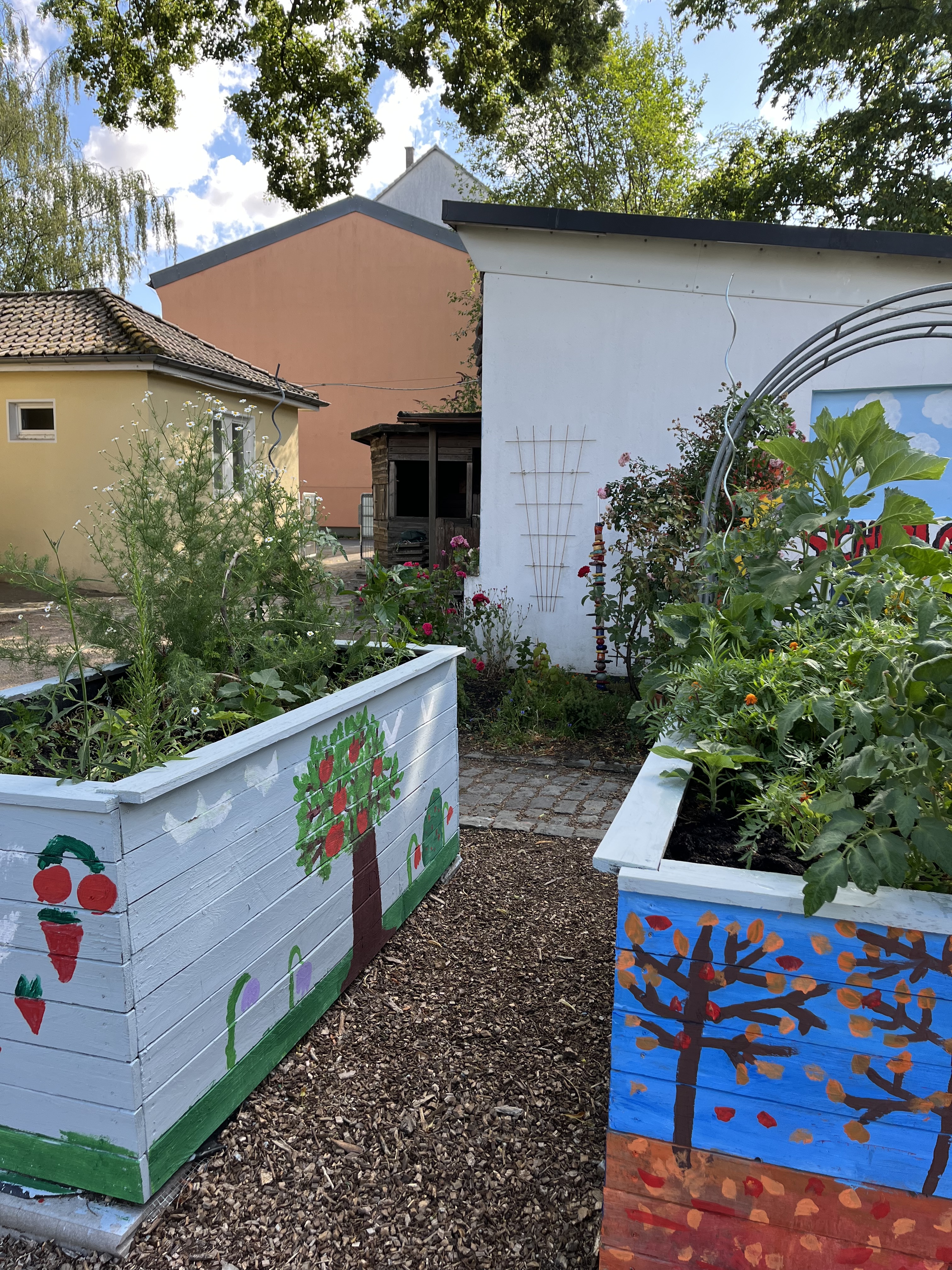 Unser Schulgarten wird immer schöner!